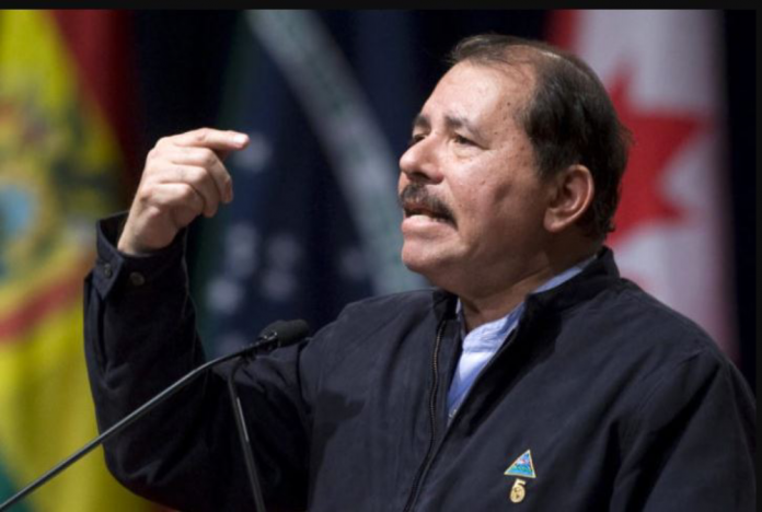 Ortega advirtió que salida de Morales abre paso al retorno de las armas