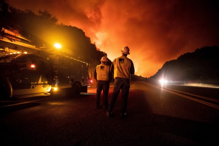 Cientos de evacuados en una California en llamas