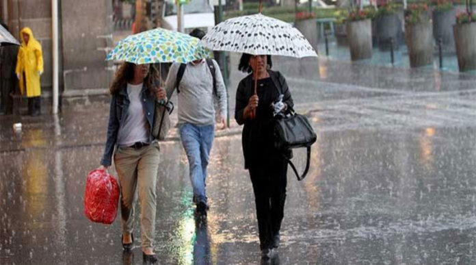 Inameh emitió alerta amarilla en siete estados por fuertes lluvias en Venezuela