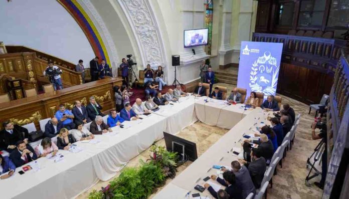 elecciones-2024-reunion-asamblea-nacional-oposicion-venezuela.jpg