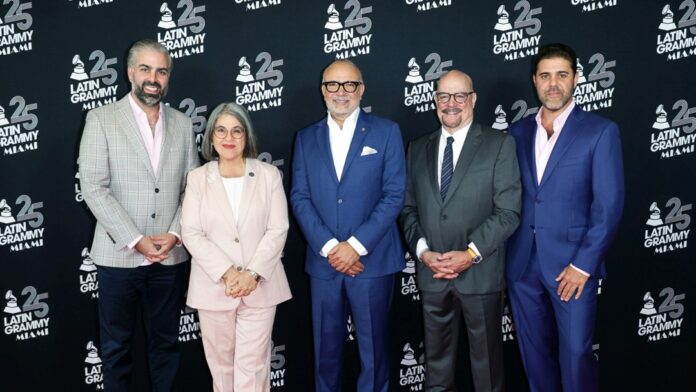 Latin Grammy regresan a Miami